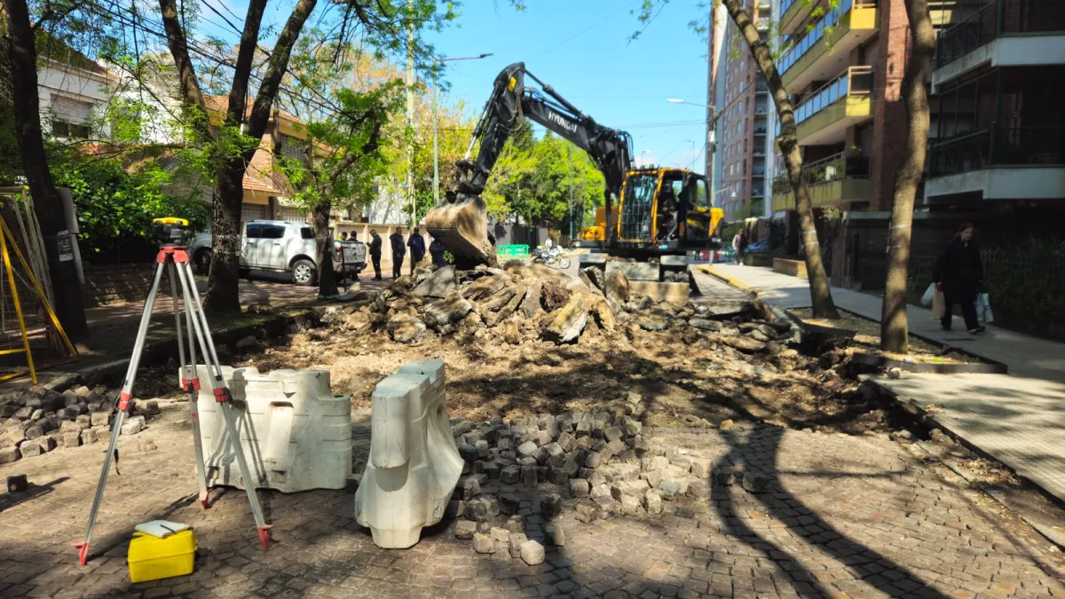 Cierre del túnel de Roque Sáenz Peña por repavimentación