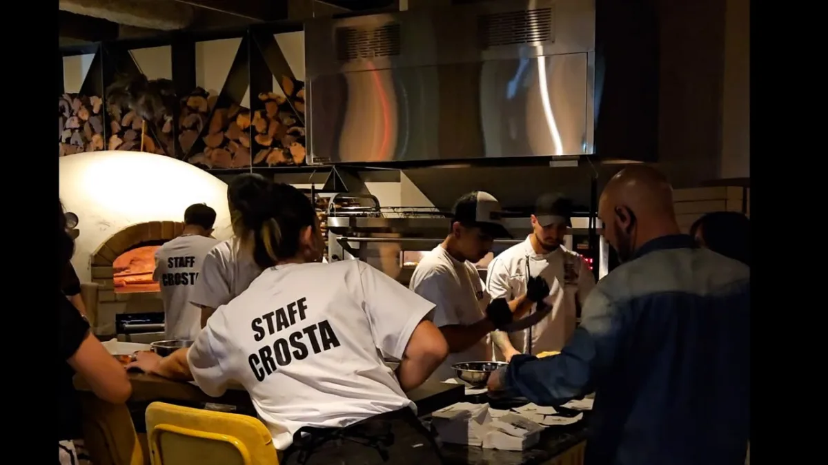 Crosta Pizza abrió en Villa Adelina y creó 22 nuevos empleos