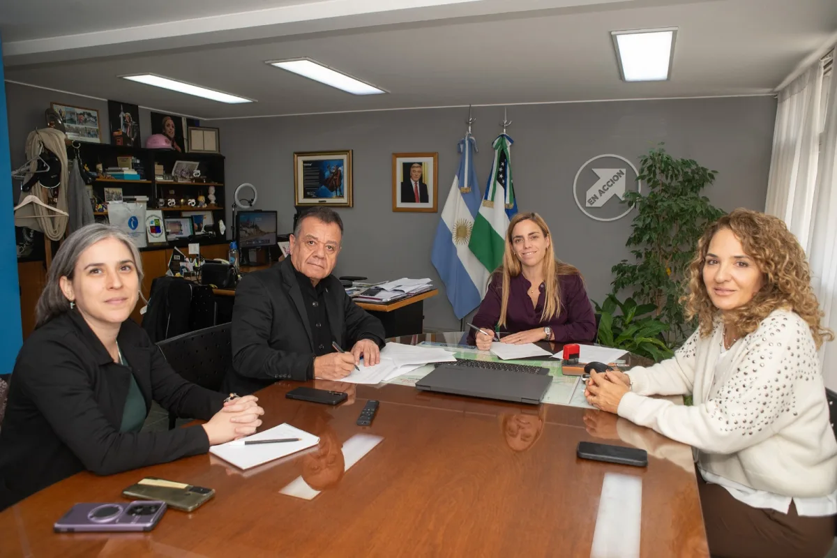 Beneficios educativos para empleados municipales en Roca