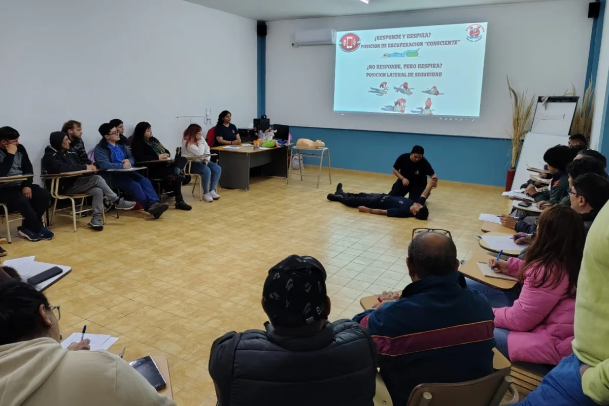 Capacitación en RCP y emergencias para trabajadores rurales