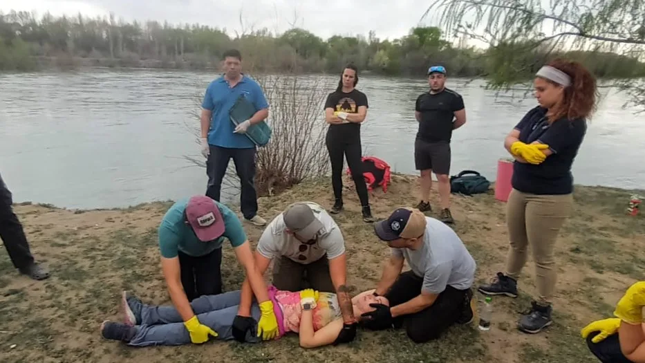 Capacitación en rescate en áreas agrestes comenzó en Roca