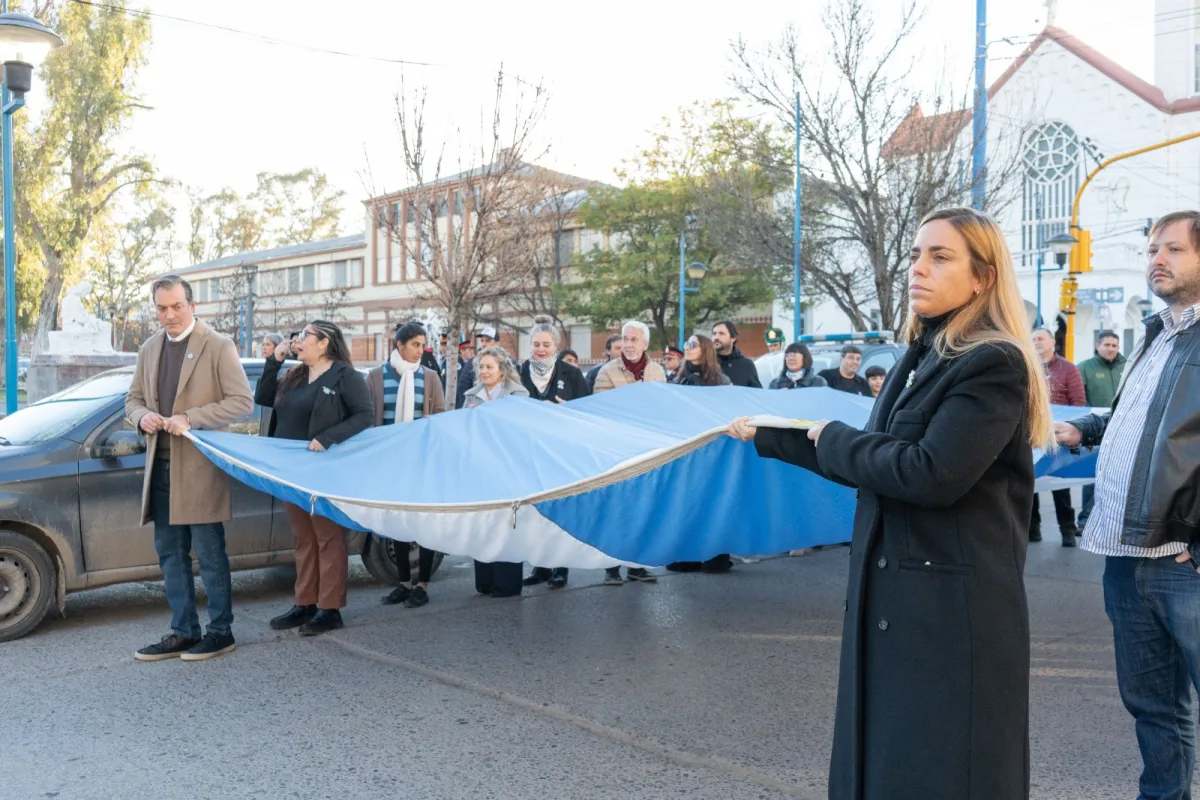 Celebración del Día de la Bandera en Roca