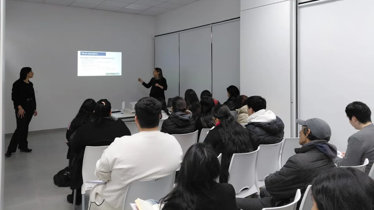 Talleres de CV en Roca: 50 vecinos capacitados para el empleo
