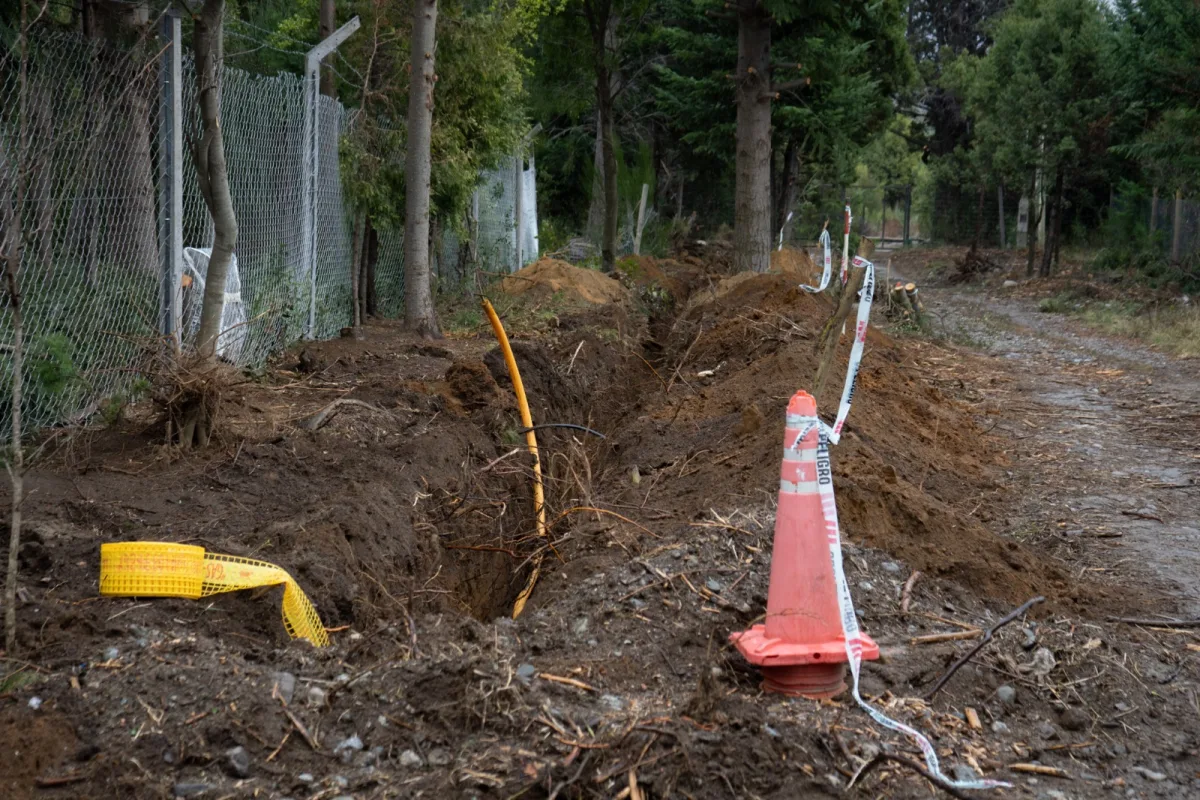 Avanza la obra de gas en Villa Lago Gutiérrez y Reina Mora
