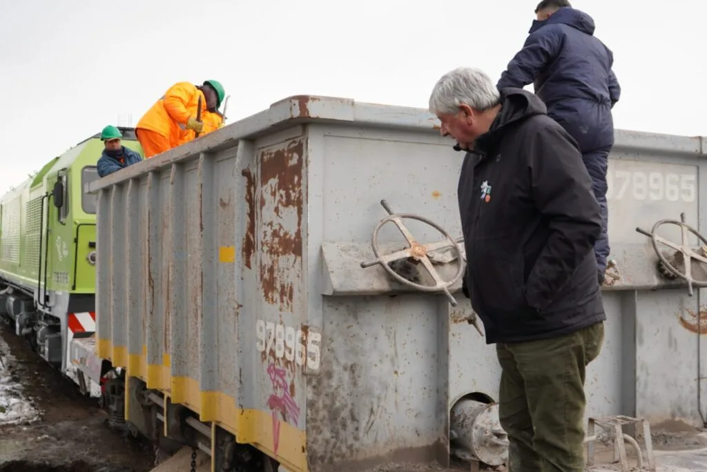 Bariloche distribuyó 600 toneladas de sal para el invierno