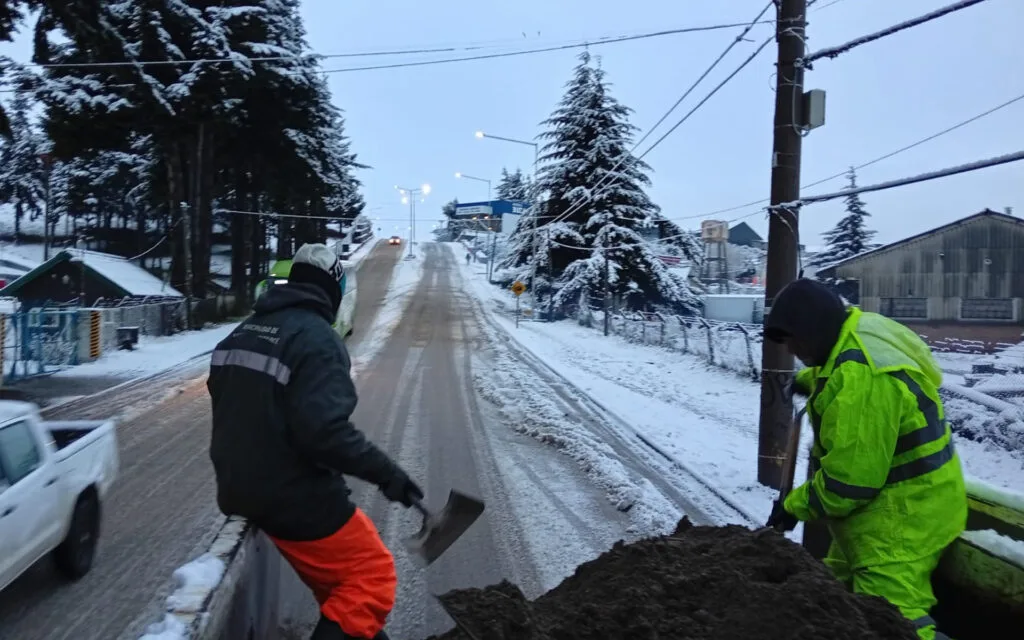 Bariloche inicia obras para reparar calles tras el temporal