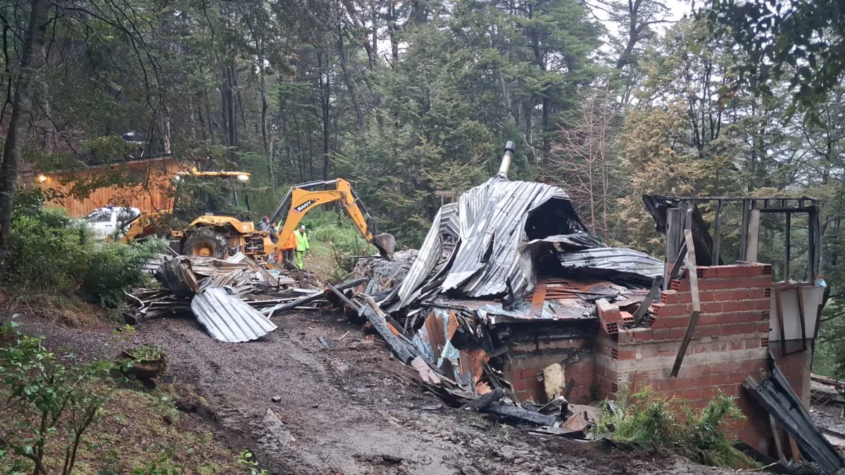 La Municipalidad inicia la reconstrucción en Don Bosco tras el incendio