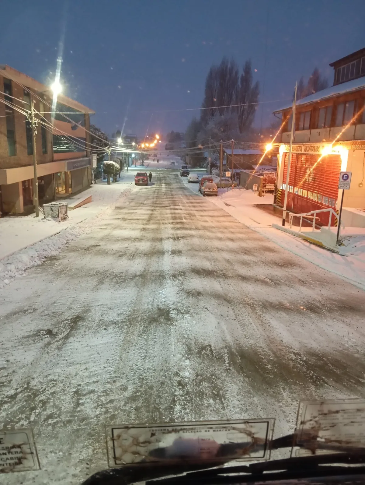 Operativo de emergencia por nieve en Bariloche