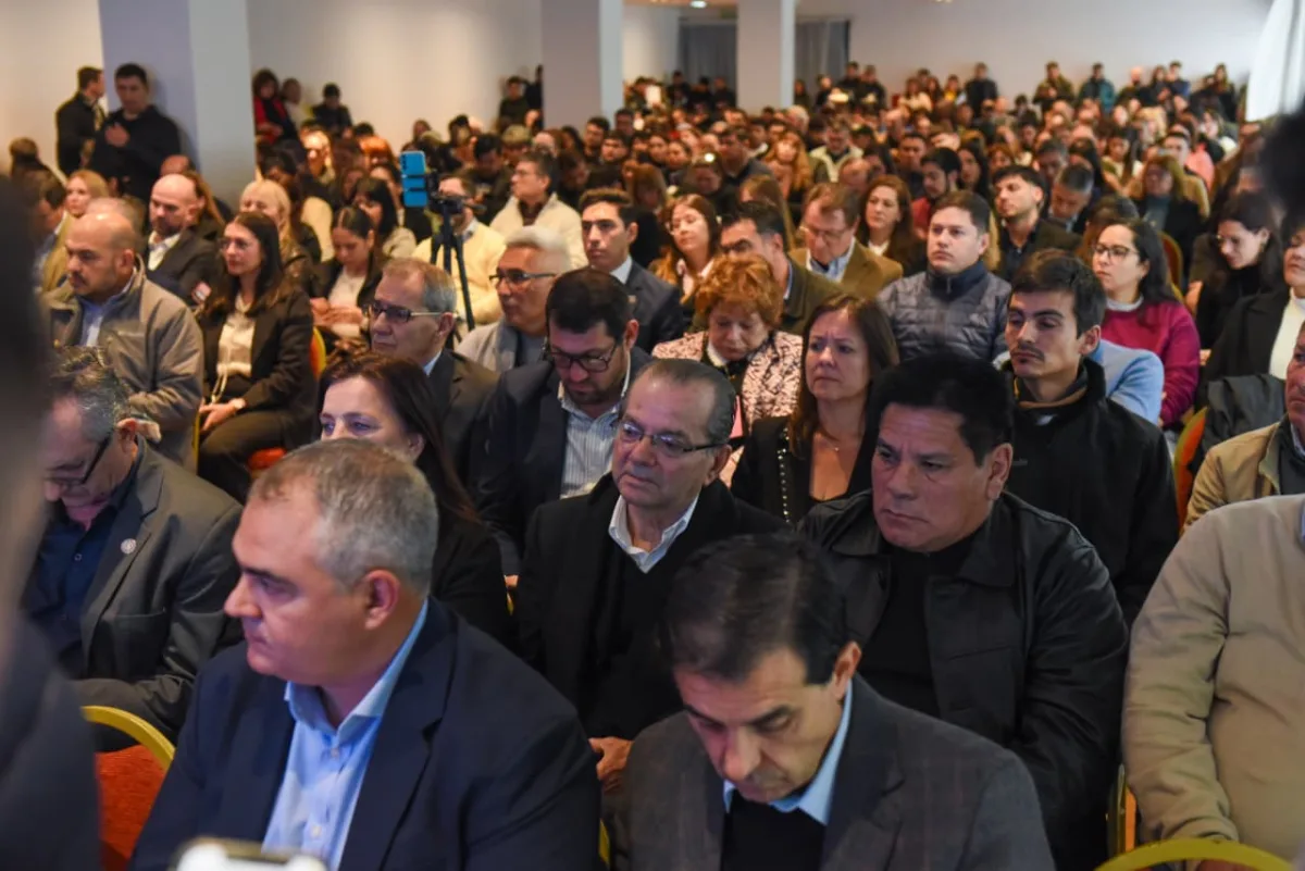 Con gran convocatoria iniciaron las Jornadas Provinciales de Derecho Municipal y Políticas Públicas en Sáenz Peña