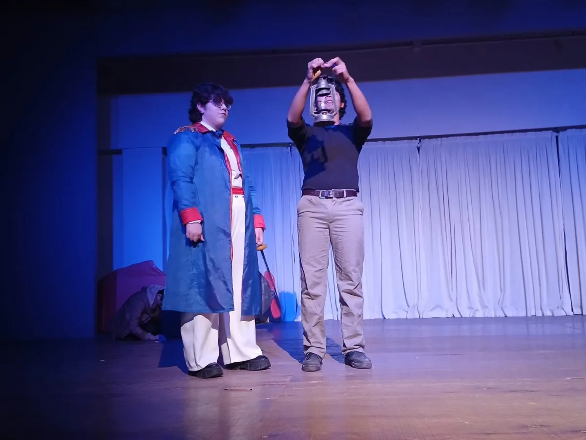 Elenco joven presentó 'El Principito' con casa llena