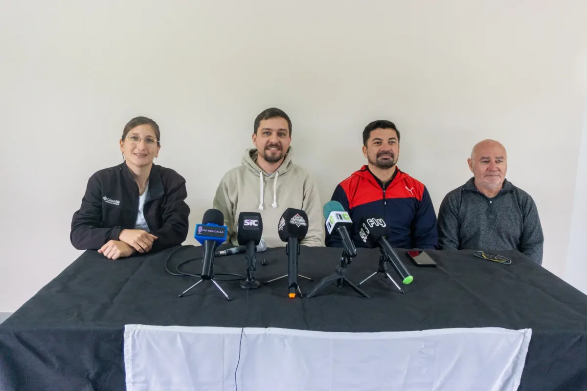 Los Murciélagos entrenaron en Sáenz Peña y jugaron un partido de exhibición