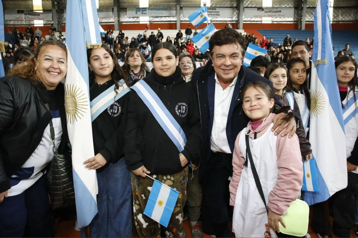 Estudiantes de La Matanza hicieron la Promesa de Lealtad a la Bandera