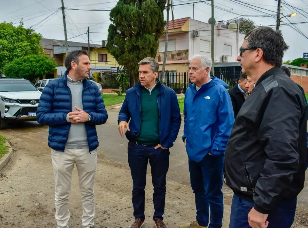 Fontana pavimentó 700 metros en el barrio Sarmiento