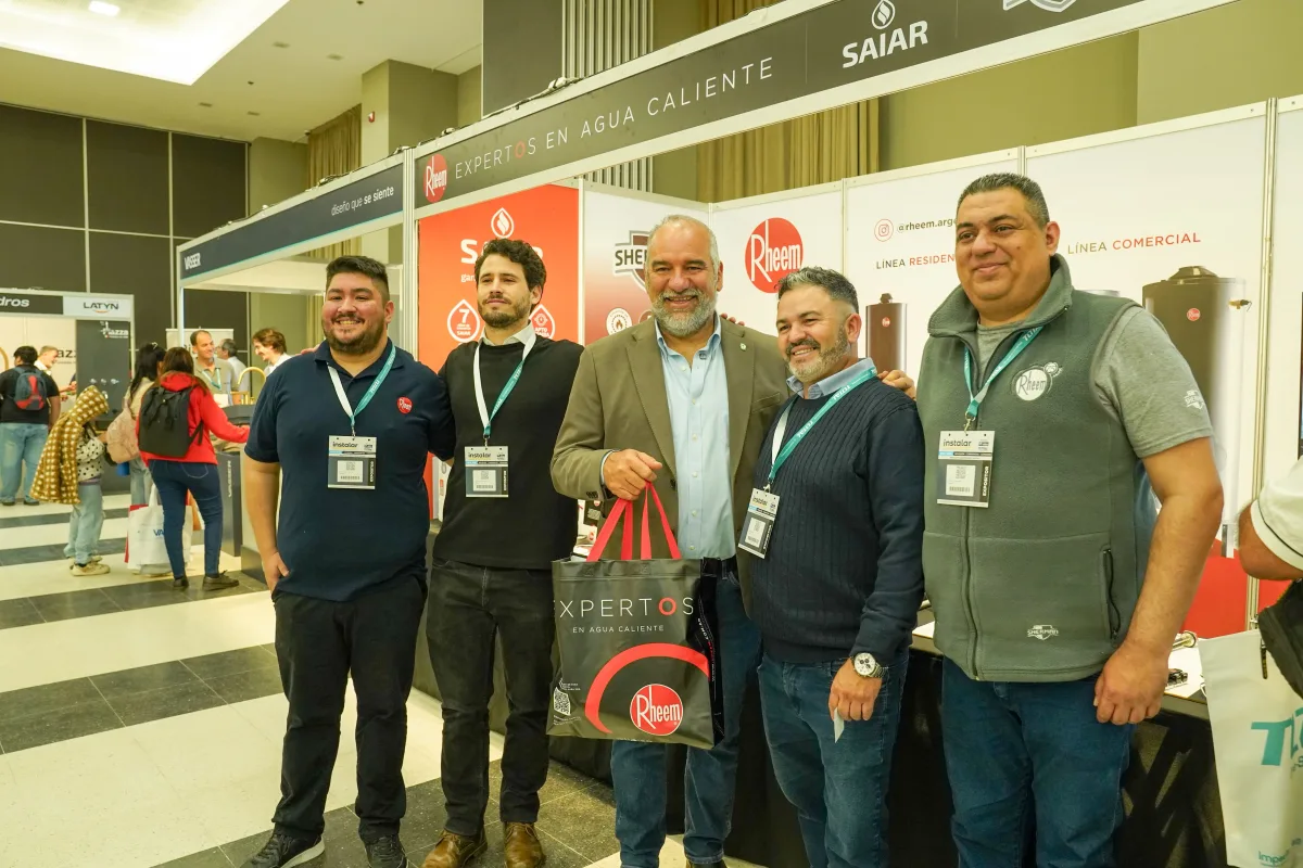 Capacitación técnica para instaladores de construcción en la ciudad