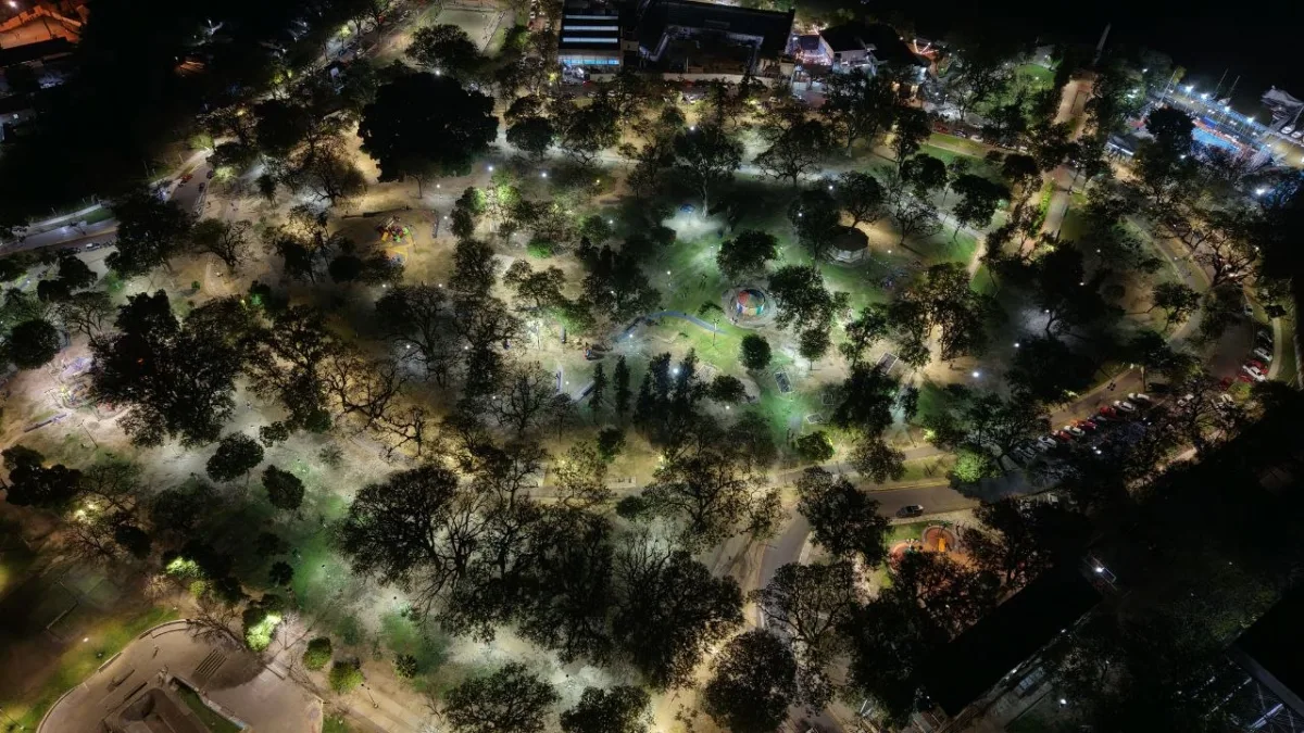 Mejoras en el parque Mitre: nuevos juegos y mejor iluminación