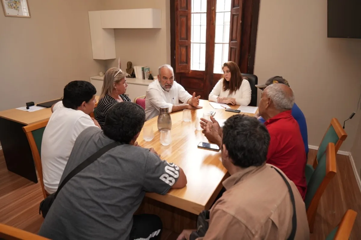Reunión con productores ladrilleros por la creciente del Paraná