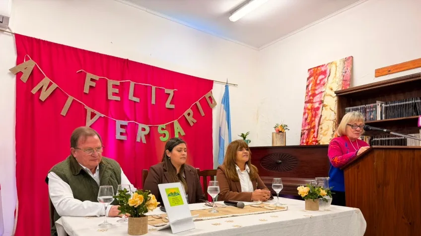 Aniversario de la Biblioteca Marta Elgul de París con actividades culturales