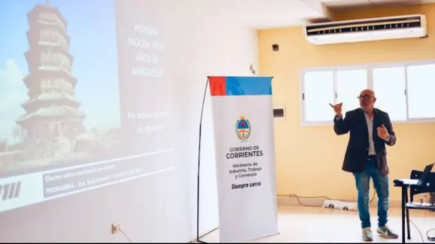 Capacitación sobre arquitectura sustentable en Goya