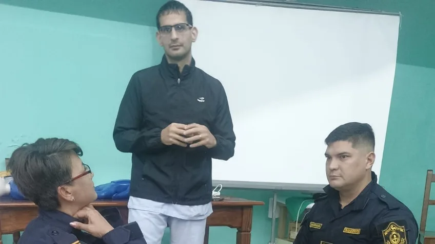 Capacitan a policías en Reanimación Cardiopulmonar en Goya