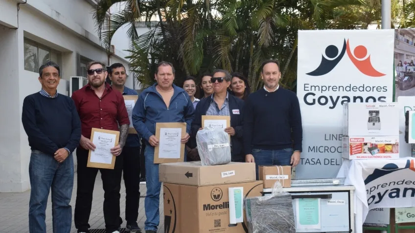 Entregaron microcréditos a ex empleados de ALAL en Goya
