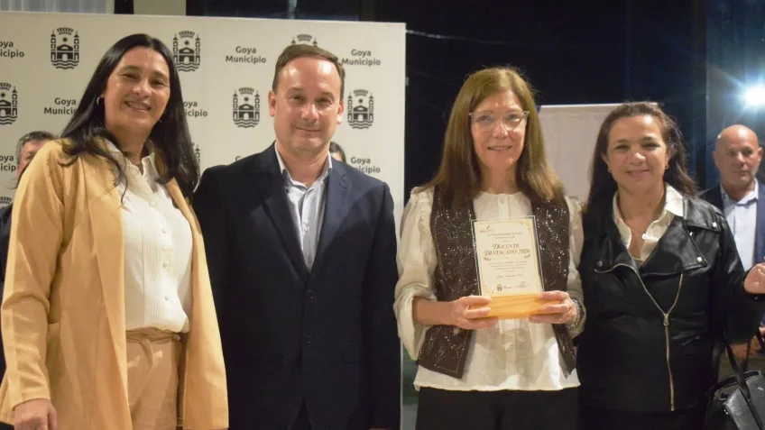 Goya reconoció a docentes jubilados por su trayectoria