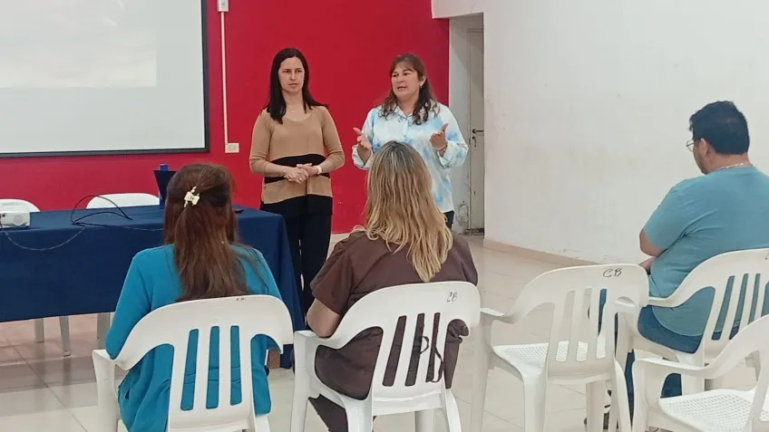 Inician charlas para fortalecer vínculos familiares en Goya