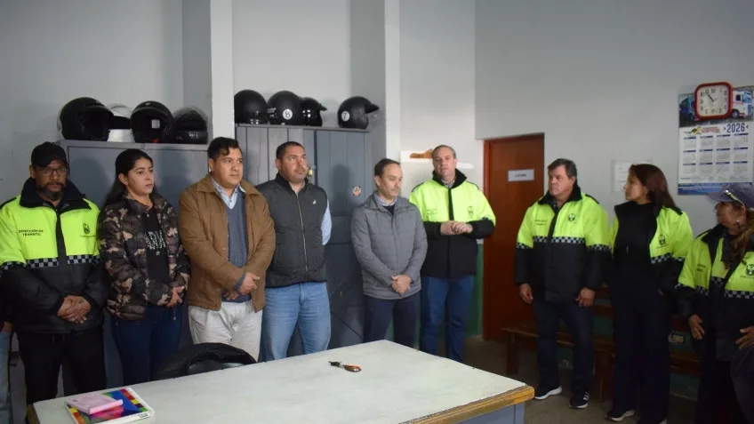 Nueva indumentaria y herramientas para la Dirección de Tránsito