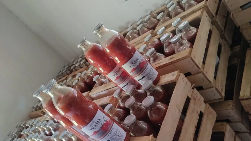 Nuevo tomate triturado de Mantilla llega al Mercado de Agricultura Familiar