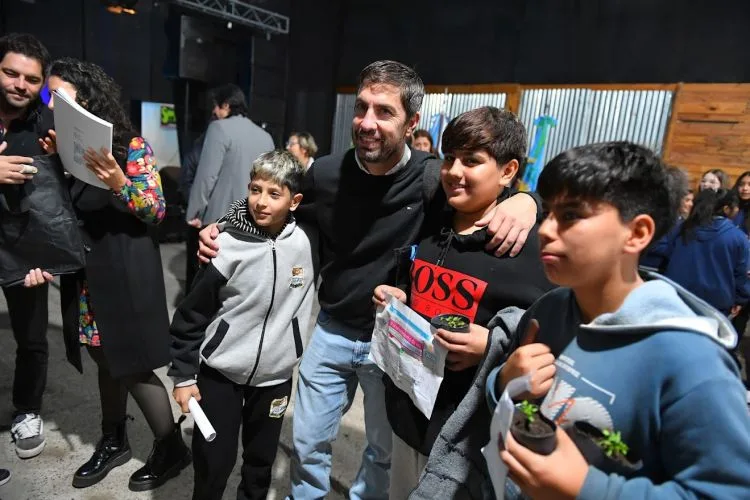 Estudiantes de Mercedes se comprometieron con el cuidado ambiental
