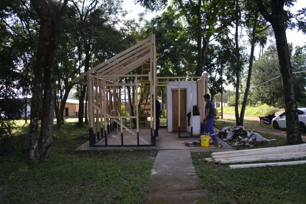 Nueva plaza canina y base policial en Bella Vista