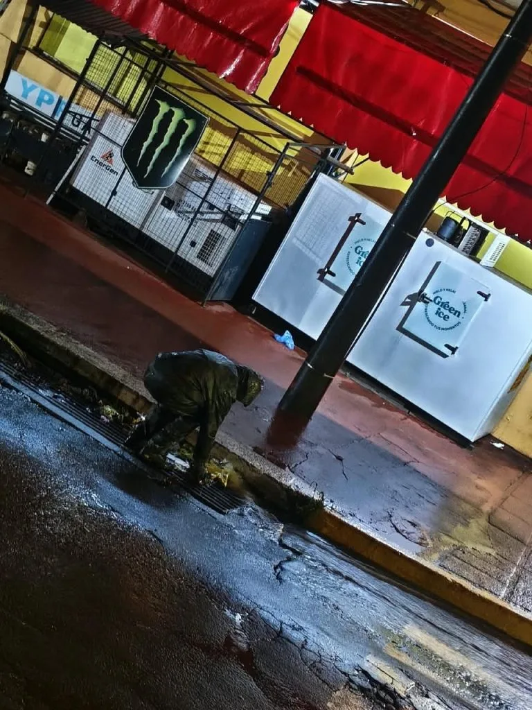 Oberá refuerza limpieza de alcantarillas ante lluvias por El Niño