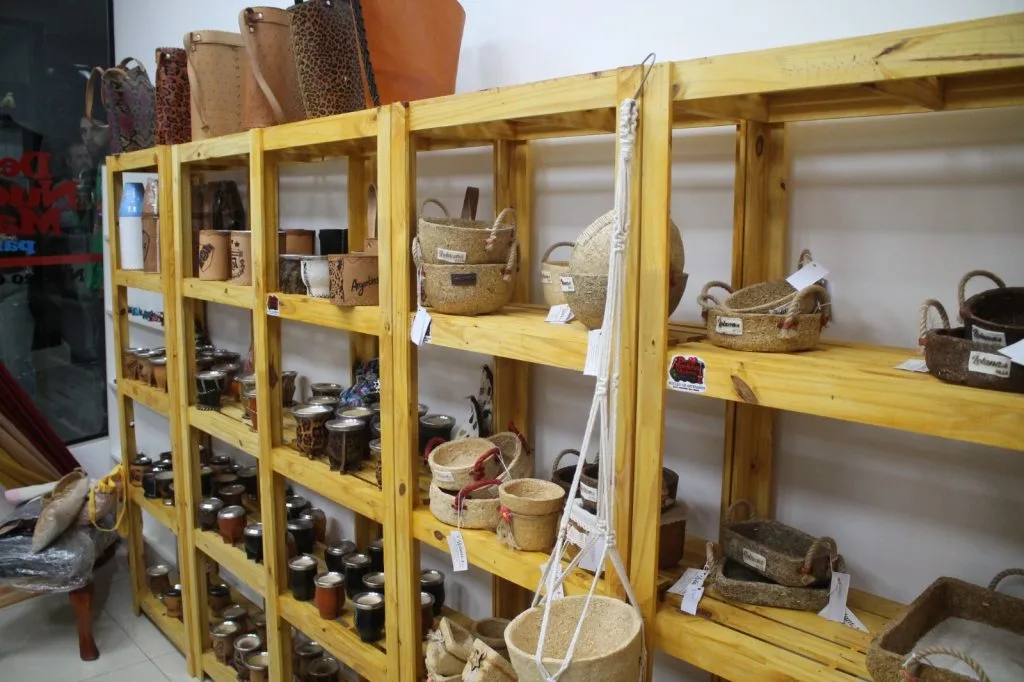 Seis emprendedores de Oberá inauguraron un local para sus creaciones