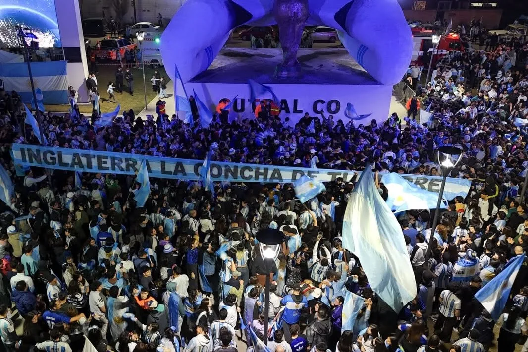 Cutral Co festejó la clasificación de Argentina a semifinales