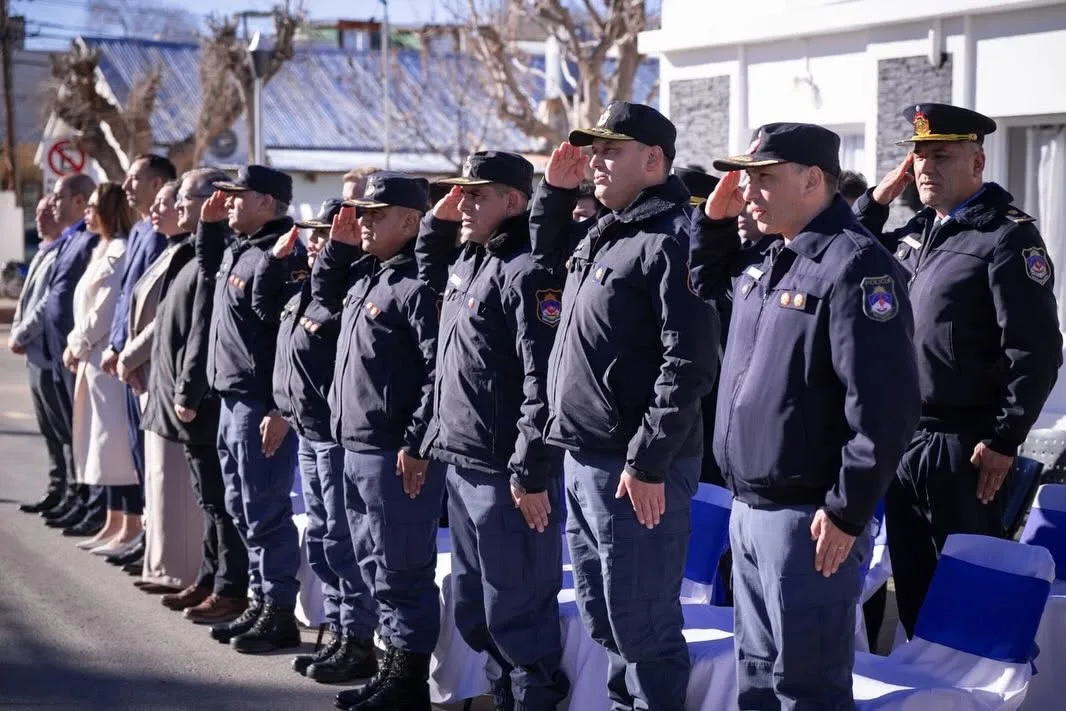 La comunidad celebra 69 años de la Dirección de Seguridad Interior