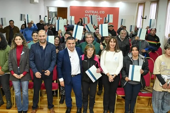Productores locales recibieron forraje en Cutral Co