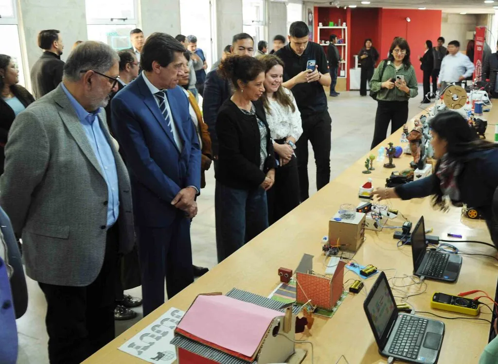 El Faro del Saber amplía su equipamiento para la capacitación digital