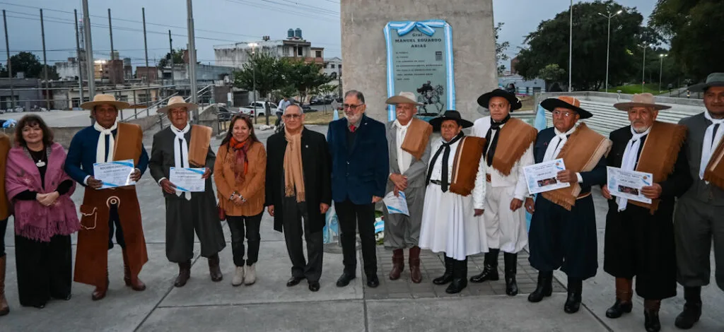 San Salvador conmemoró al General Arias en su aniversario
