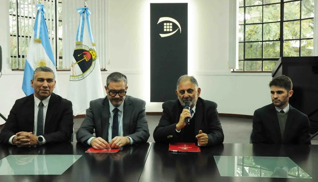 San Salvador de Jujuy firma convenio para asistencia a víctimas de violencia