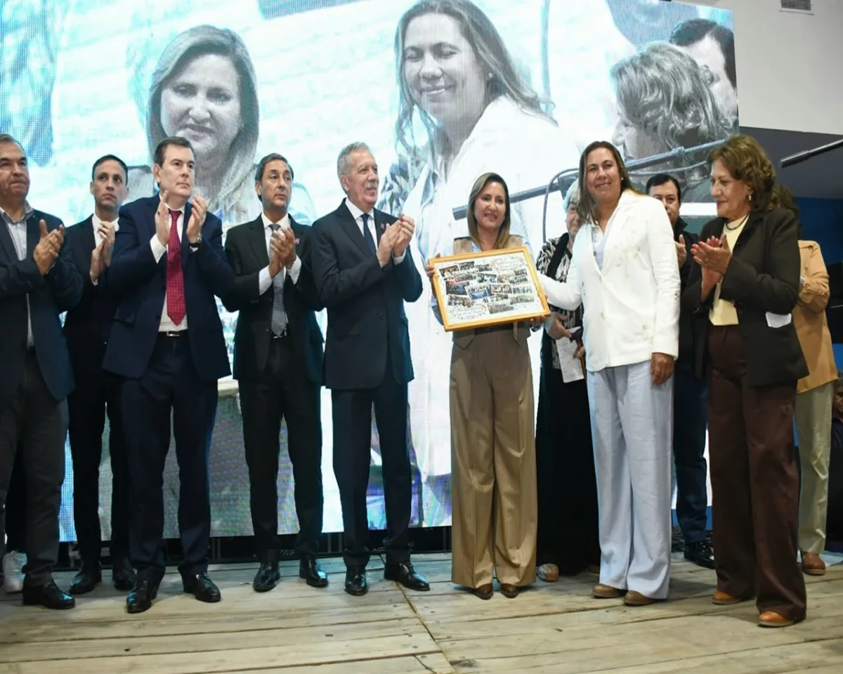 Adultos mayores celebraron su día con actividades recreativas