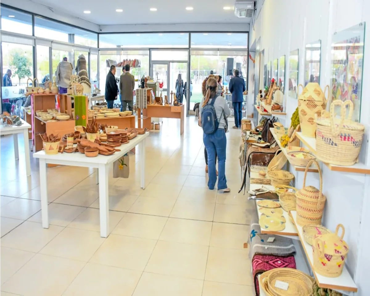 Fiesta del Día de la Madre en el Mercado Artesanal Municipal