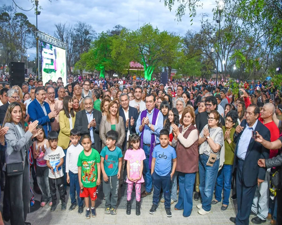 Inauguraron la remodelación de la plaza Borges en Huaico Hondo