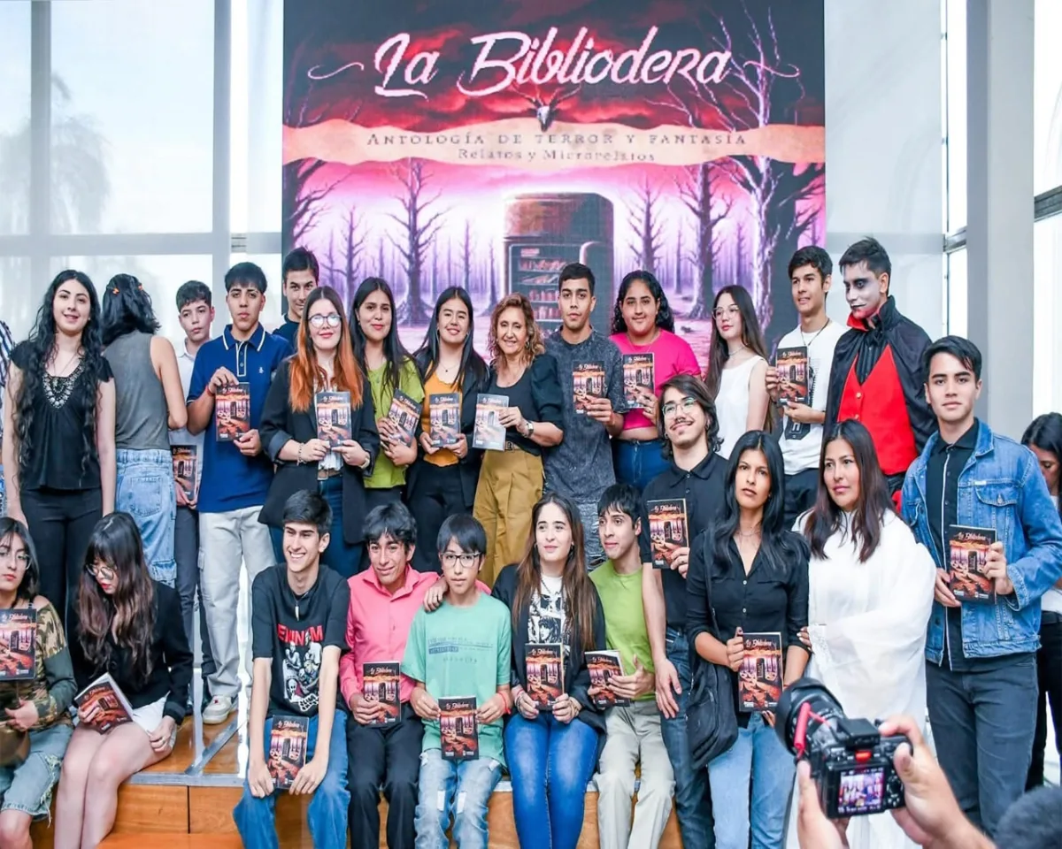 Presentación de antología en la Feria del Libro de Santiago del Estero