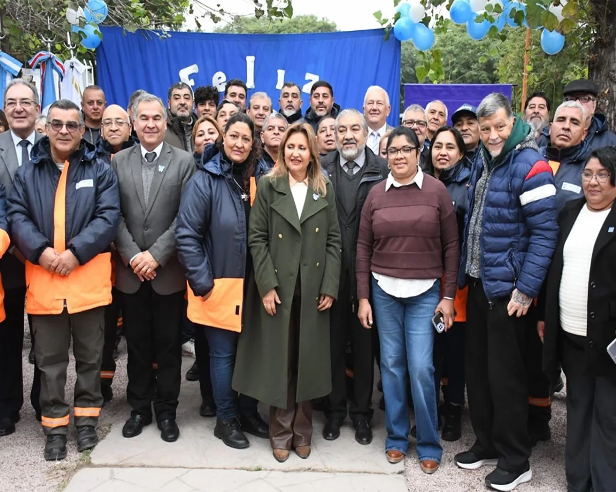 Reconocimiento a Defensa Civil en su 29° aniversario