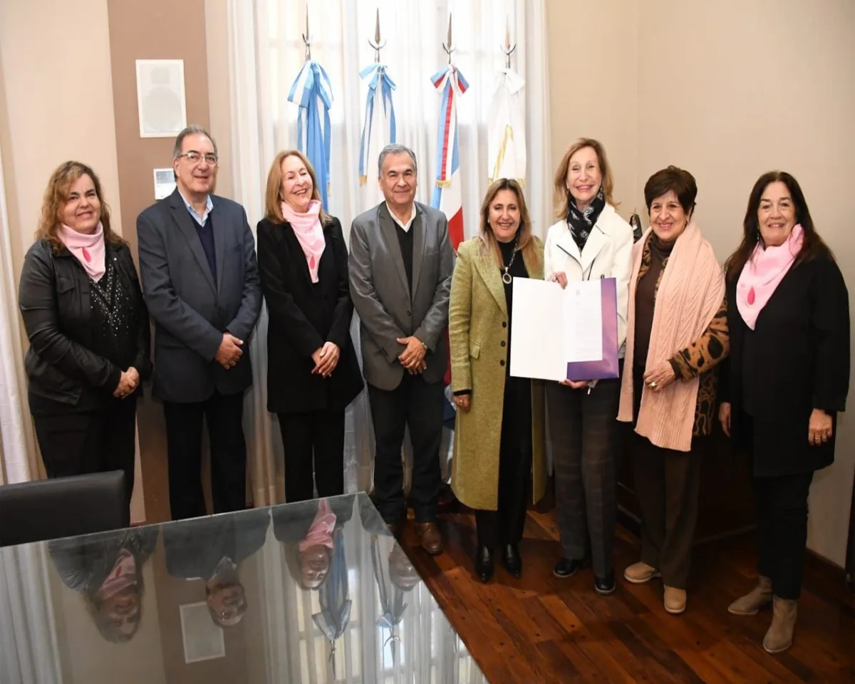 Renovación de concesión a la Fundación Mujer por diez años