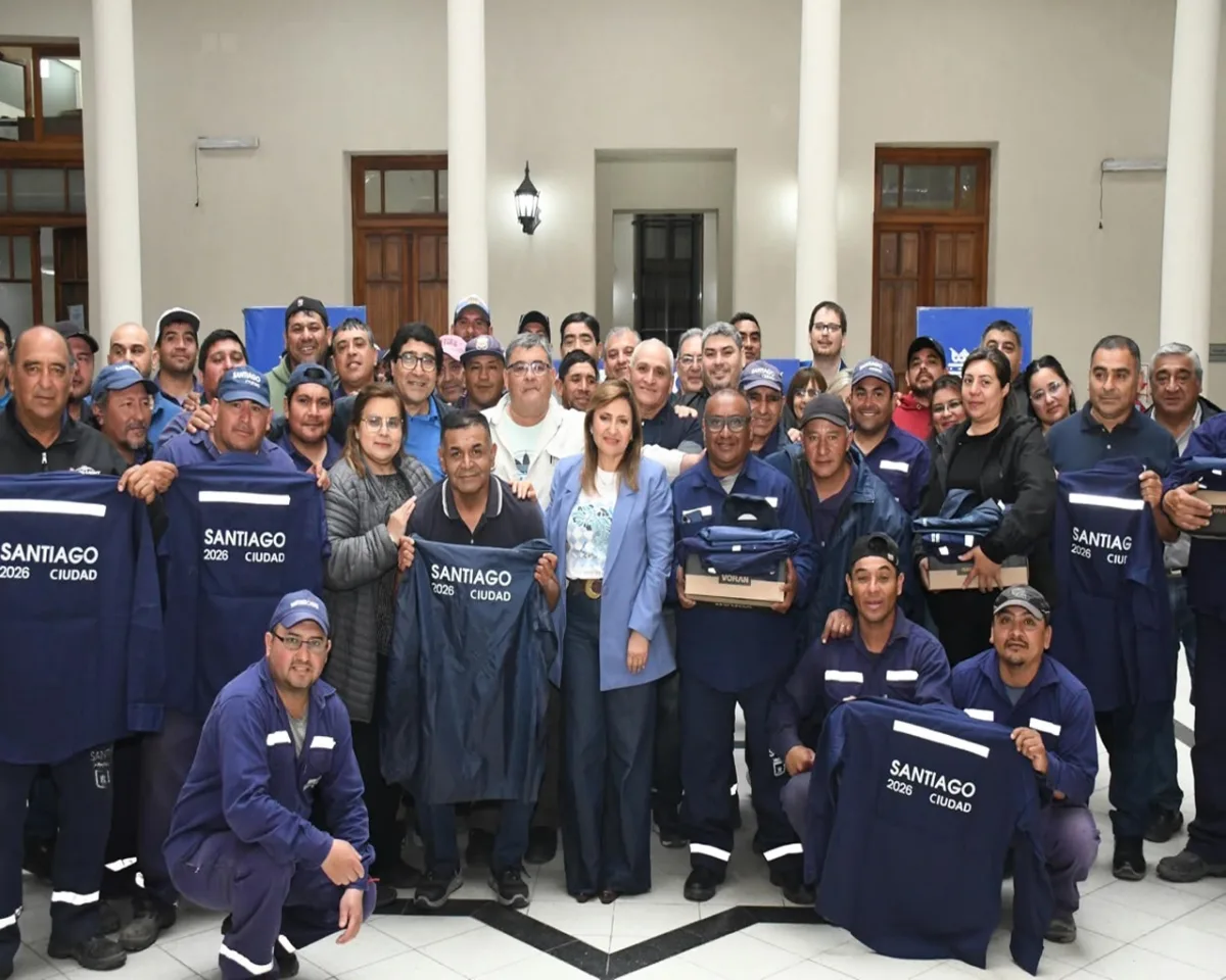 Trabajadores de Obras Públicas recibieron nuevos uniformes