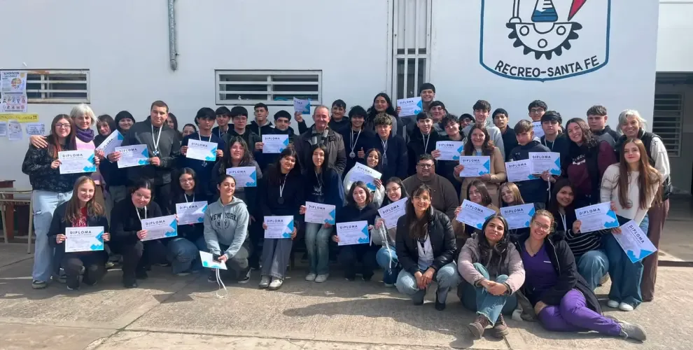 Feria de Salud en la Escuela Técnica N.º 399 de Recreo