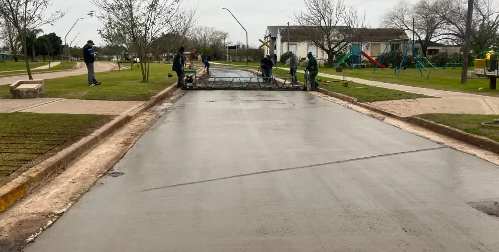 Inician la pavimentación en el Boulevard de Estación Recreo