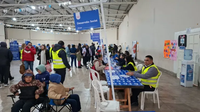 Capacitación en IA y herramientas de Google para docentes en Solis Pizarro