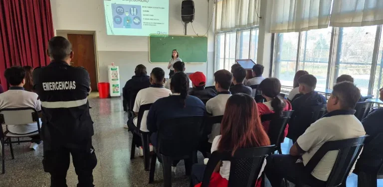 Capacitación en primeros auxilios para jóvenes con discapacidad