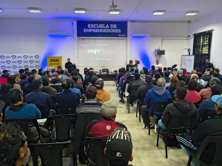 Capacitación en soldadura láser para emprendedores locales